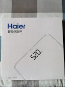 haier海尔体脂秤好不好用哪款比较好，型号C16一体纤薄机身简洁美观，测量数据精准