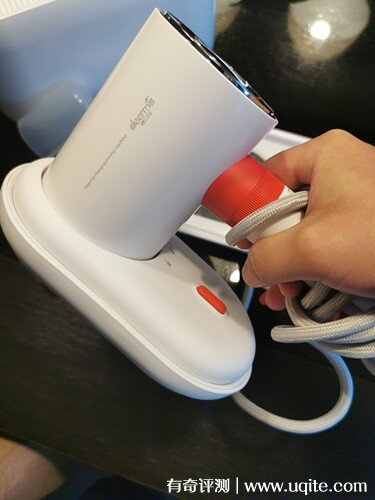 德尔玛手持挂烫机怎么样质量如何好么，便携电熨斗使用体验