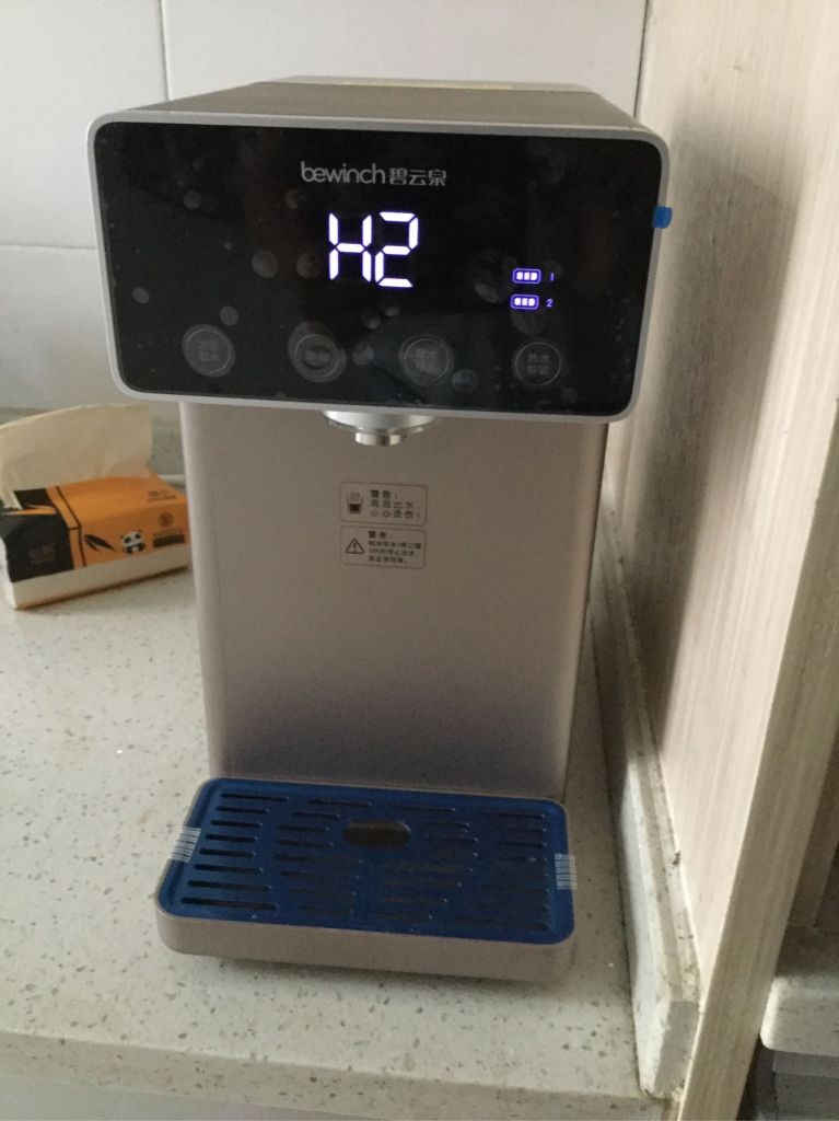 碧云泉饮水机怎么样好吗，亲自使用M3台式饮水机后评测(3秒速热)
