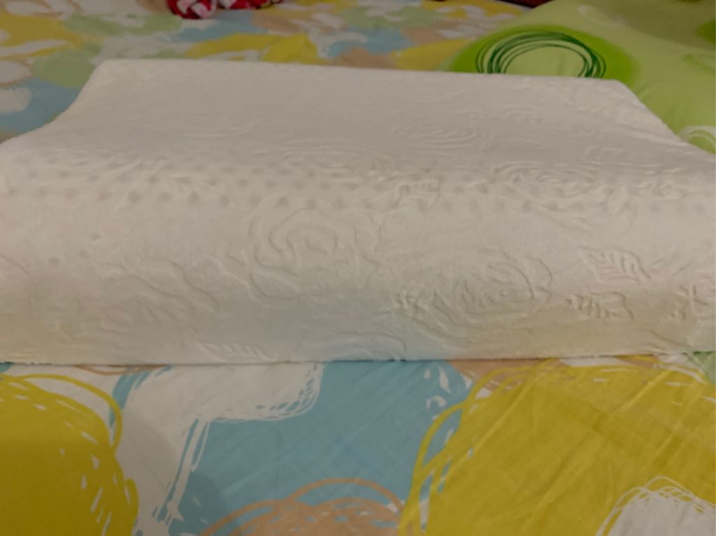 晚安乳胶枕免费领哪款型号好用质量怎么样，学生党的使用感受