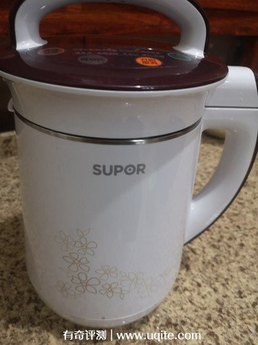 苏泊尔豆浆机怎么样好用吗多少钱，3.0版七叶破壁豆浆机使用感受